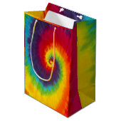 Regenboogspiraal Tie Dye Groovy Kleurrijk Medium Cadeauzakje (Voorkant Gekanteld)