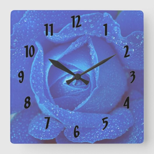 regendruppels op een blauw Roos Vierkante Klok (Voorkant)