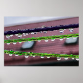 Regendruppels op touwtjes poster (Voorkant)