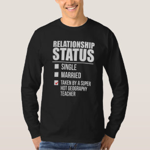 Relatie status via hete geografische locatie leraa t-shirt