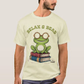 Relax & Read Cute Frog on Books | Funny Bookworm  T-shirt (Voorkant)