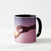 Relax & Rejuvenate: "Handen van Healing" Mok (Voorkant rechts)