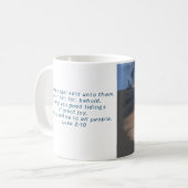 Religieuze kerstfeestscène en scripts koffiemok (Voorkant links)