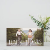 Remerciements Love & Thanks Retro Script Mariage Carte de remerc (Debout devant)