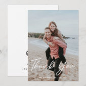 Remerciements Mariage de script moderne photo plat Carte de reme (Devant / Derrière)