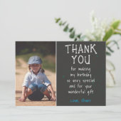 Remerciements Photo de garçon Moderne Simple Carte d'anniversair (Debout devant)