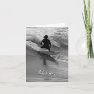 Remerciements Surfer Sur Les Vagues En Niveaux De Gris Carte de