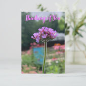 Remerciements Une carte "Pensez à vous" avec une pointe de Z (Debout devant)