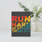 Ren hard, wees sterk, denk groot briefkaart (Staand voorkant)