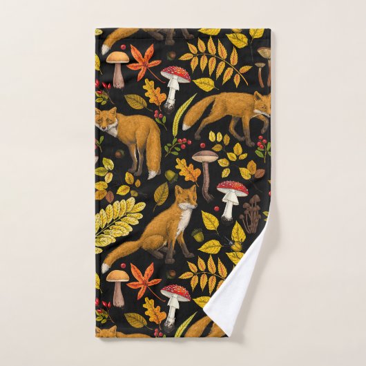 Renard d'automne sur noir (Serviette à main)