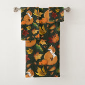 Renard roux Feuilles d'automne Glands Motif vert (En situation)