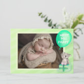 Rencontrez-moi nouveau bébé koala fête invitation  (Debout devant)