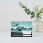 Rendez-vous d'instructeur de yoga et de maître de  (Debout devant)