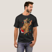 Rendier met kerstverlichting en Sinterklaas Pet T-shirt (Voorkant volledig)