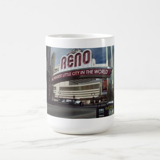 RENO, la plus grande petite ville dans la tasse du (Centre)