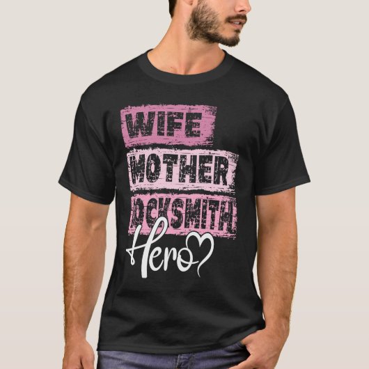 Rente moeder held moeder Locksmith 1 T-shirt (Voorkant)