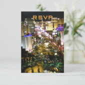 Réponse à une réception de mariage à Las Vegas (Debout devant)