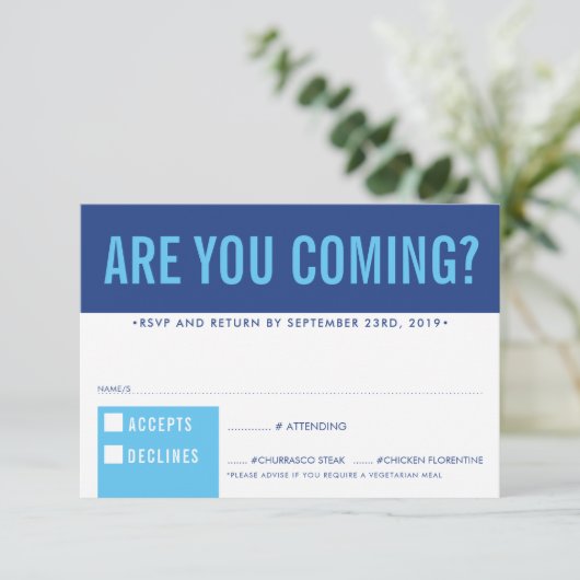 RÉPONSE RSVP RÉPONSE fun bold block royal bleu (Debout devant)