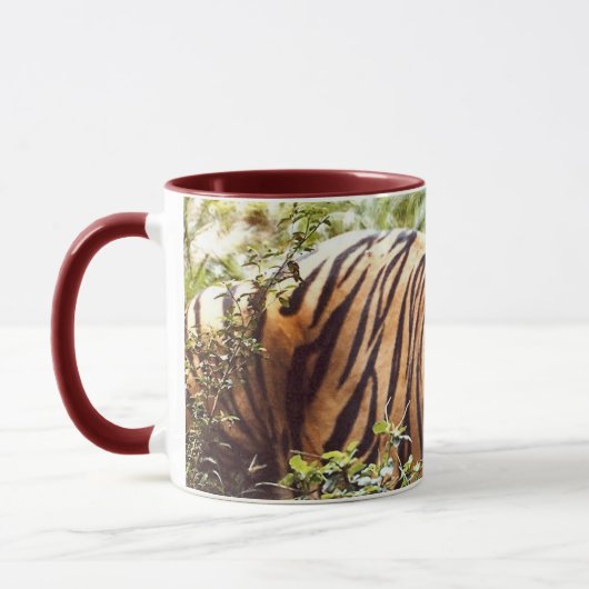 Repose de la tasse de tigre de Sumatran (Gauche)