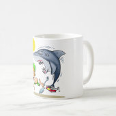 Requin chassant une tasse de garçon (Devant droit)