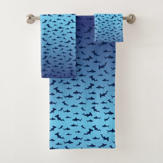 requins et plus de requins (En situation)