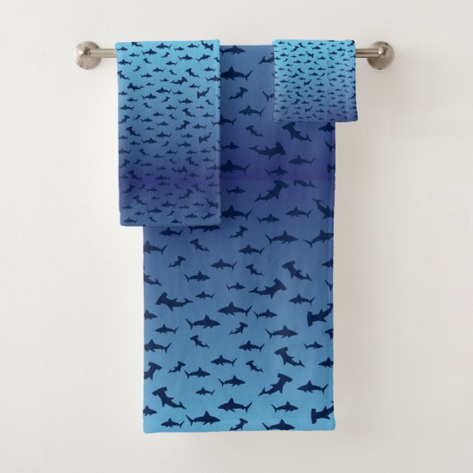 Requins et requins à tête de marteau (En situation)