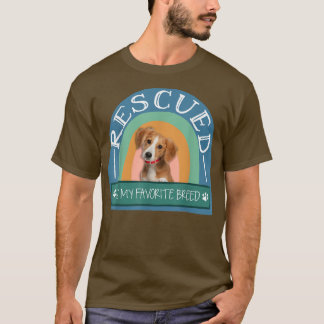 Rescued is mijn favoriete borrel adopteert hond Pe T-shirt