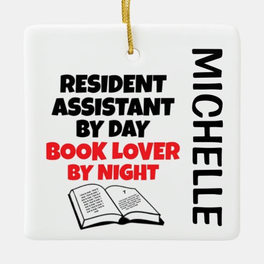 Resident Assistent houdt van lezen CUSTOM Keramisch Ornament (Voorkant)