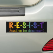 RESIST - regenboogletters Bumpersticker (Op auto)