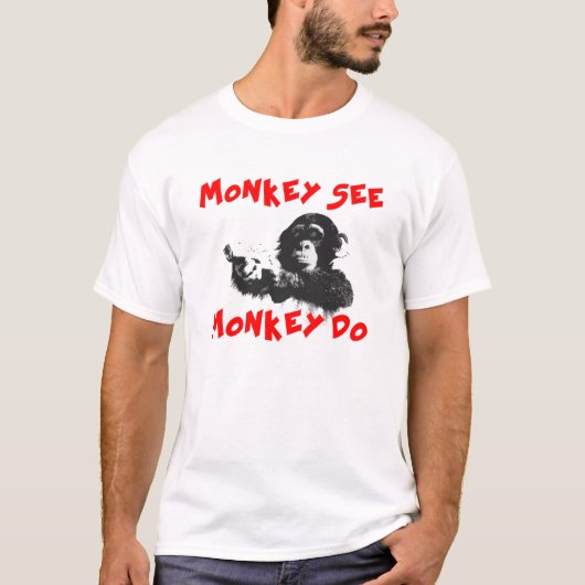 Resistentie Apparel Monkey Pistool Mannen T Shirt (Voorkant)