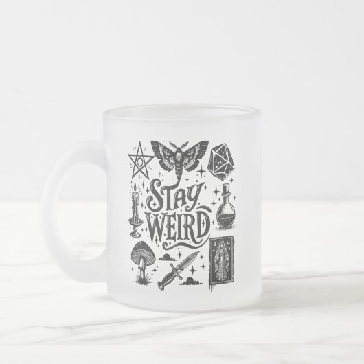 Restez bizarre Goth Vibes de cuisine givrée Mug (Gauche)