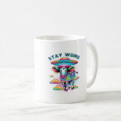 "Restez bizarre" OVNI Cow Mug (Devant droit)
