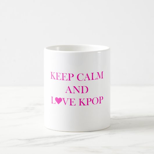 Restez calme et amoureux Kpop Mug (Centre)