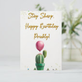 Restez Sharp, Bonne carte d'anniversaire (Debout devant)