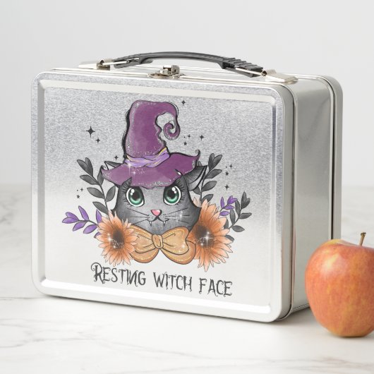 Resting Witch Face - Een kat met een heks Pet (In situ)