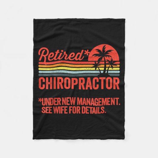 Retired Under New Management Retirement Gift Chiro Fleece Deken (Voorkant)