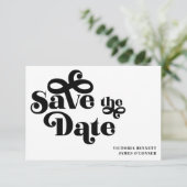 Retro 1970s Typografie Wedding Save the Date (Staand voorkant)