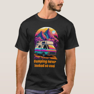 Retro 1980s Synthwave Camping Van Ontwerp T-shirt