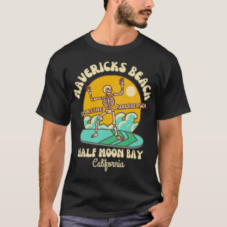 Retro 60 mavericks Beach Half Moon Bay Califo T-shirt