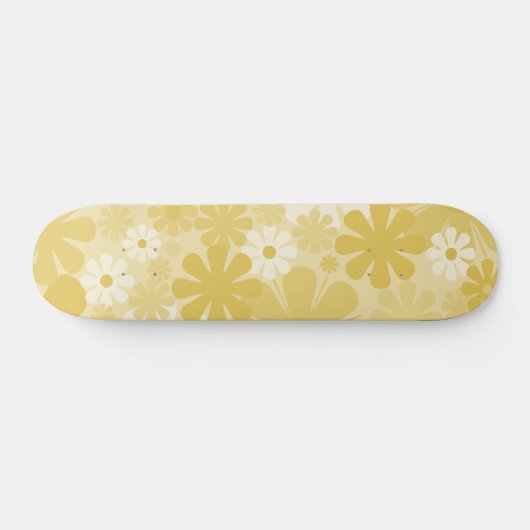 Retro 60s 70s Aesthetisch Floral Pattern in Mustar Skateboard (Horizontaal)