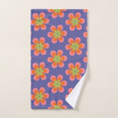 Retro 70s Groovy Flower Pattern in Paars Bad Handdoek (Handdoek)