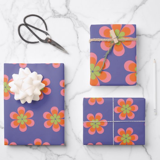 Retro 70s Groovy Flower Pattern in Paars Inpakpapier Vel (Voorkant)