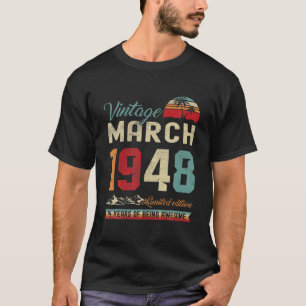Retro 74e verjaardag 74 jaar oud in maart 1948 Vin T-shirt