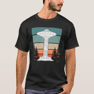 Retro Alien Abduction UFO Believer Science Fiction T-shirt