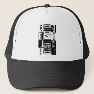 Retro audio cassette groep b&w trucker pet