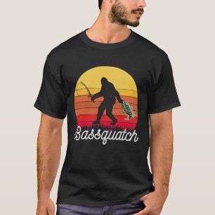 Retro Bassquatch Bigfoot Vist T-shirt