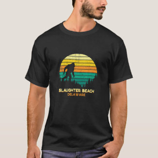 Retro Bayou Slaughter Beach Delaware Bigfoot Souve T-shirt