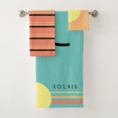 Retro Beach Vibes Family Name Initiaal Bad Handdoek (Insitu)