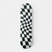 Retro Black en White Pastel Warped Checkerboard Skateboard (Voorkant)