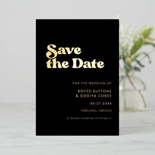 Retro black & gold bruiloft met de datumfolie kaar folie uitnodiging (Staand Voorkant)